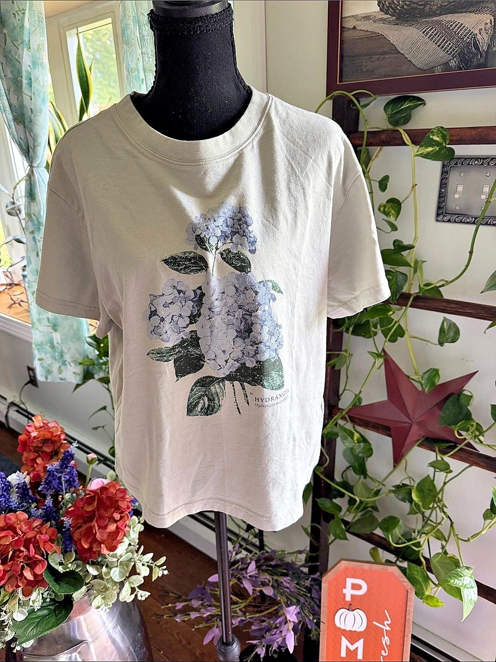 Scotch & Soda Hydrangea Graphic Boxy Tee White & Purple NWOT IF YOU KNOW U KNOW